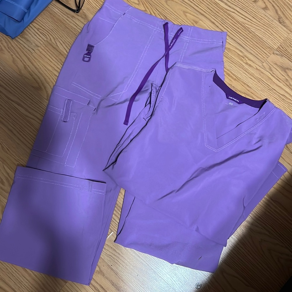 Carhartt scrubs